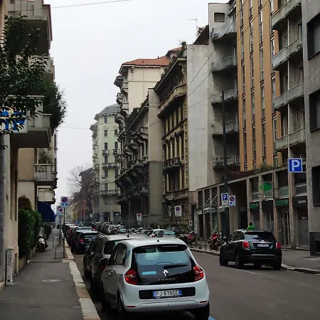 فندق مبيت وإفطار Via Fontana *